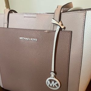 NWT Michael Michael Kors Gemma Colorblocked Tote